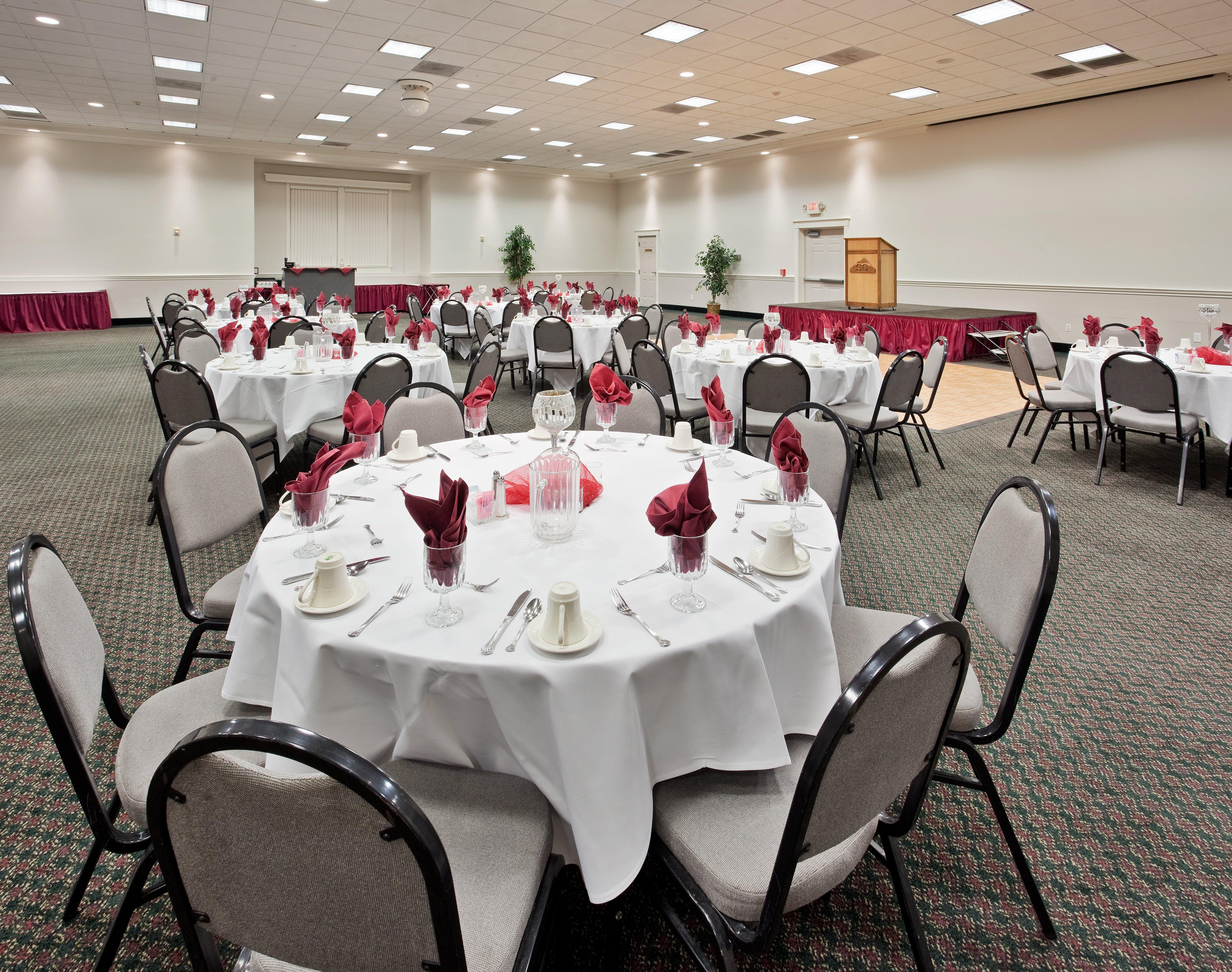 Holiday Inn Redding By Ihg Экстерьер фото