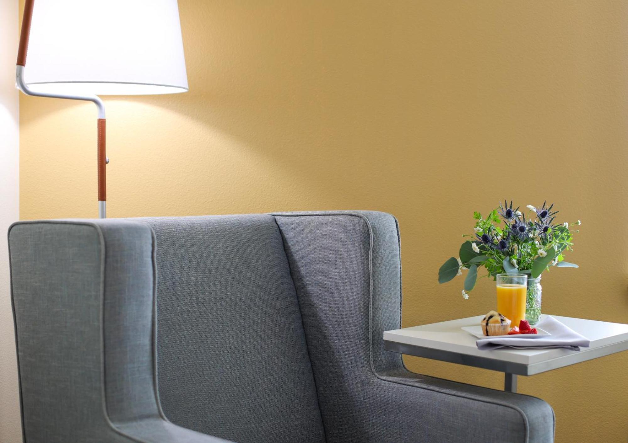 Holiday Inn Redding By Ihg Экстерьер фото